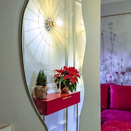 Acaia Old Town Apartment *